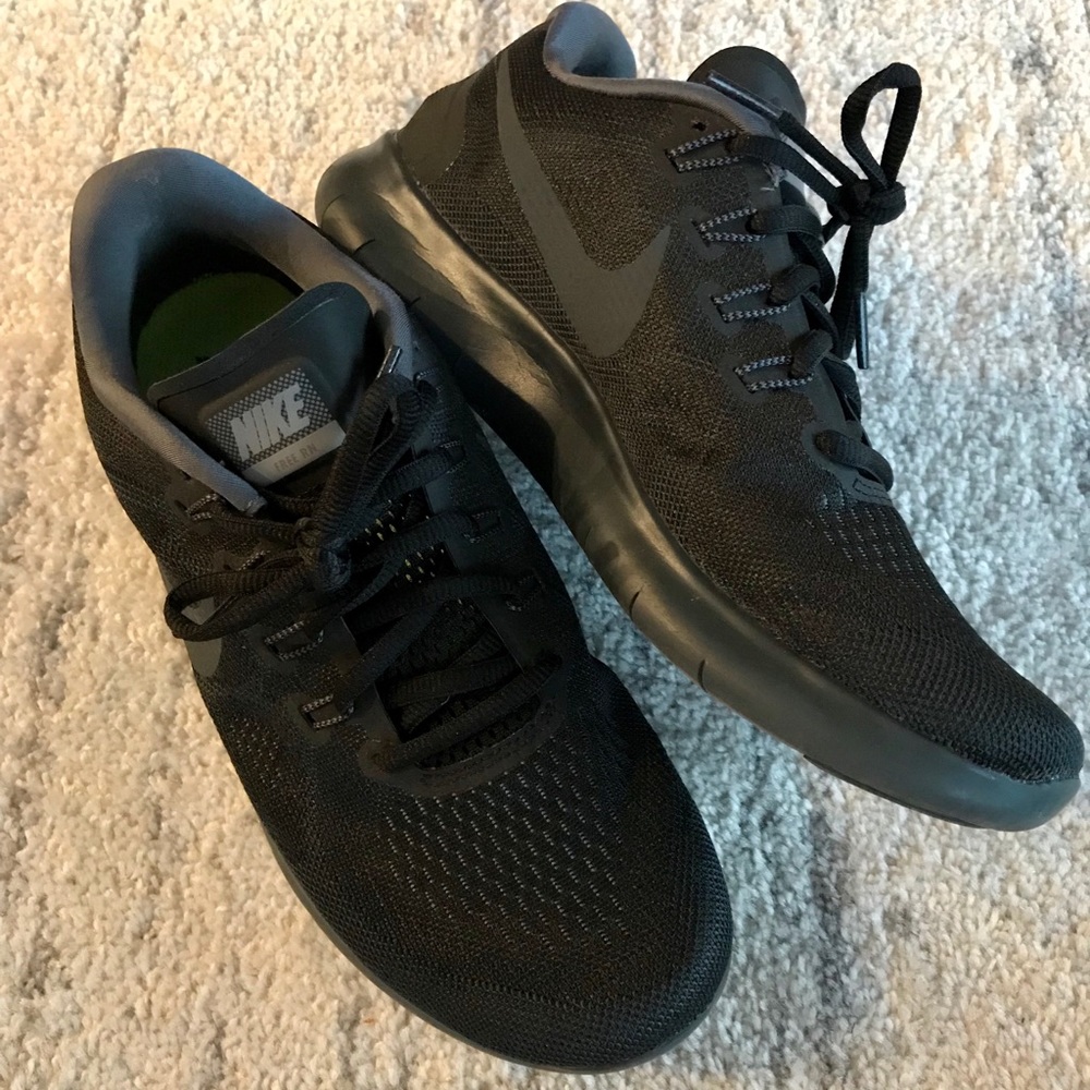 Nike Free Running Shoes Size 8.5